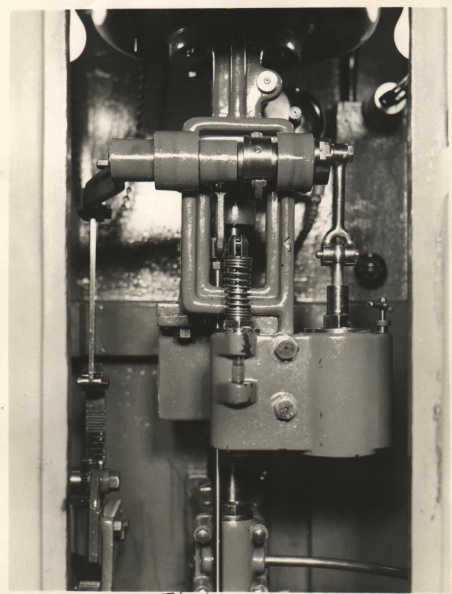 Woodward Governor type A  actuator control for Island Falls_.jpg